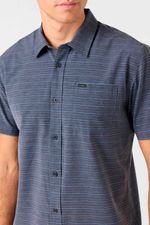 Camisa Manga Corta Standard Fit Traveler Traverse Stripe Upf 50 Negro Hombre